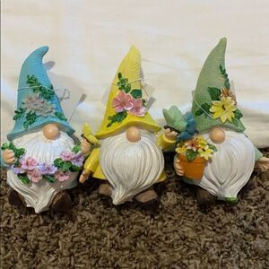 Hobby Lobby Easter Spring Gnomes Bundle flowers